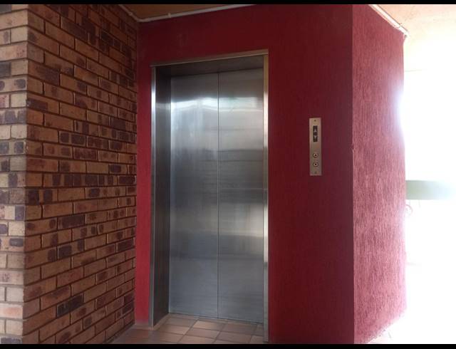 2 BEDROOM APARTMENT FOR SALE IN SUNNYSIDE